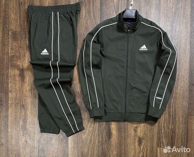 Спортивные костюмы Adidas