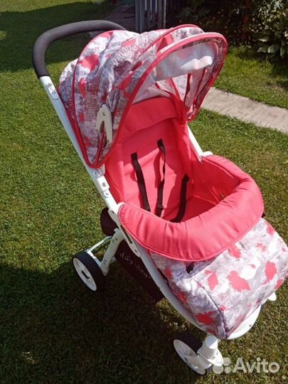 Прогулочная коляска