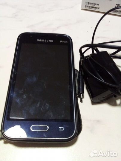 Телефон Samsung