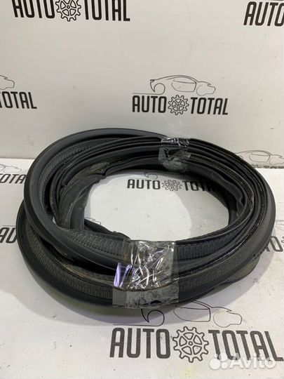 Уплотнитель крышки багажника Fiat Albea 350A1000