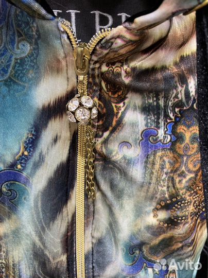 Костюм новый