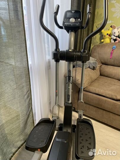 Эллиптический тренажер torneo