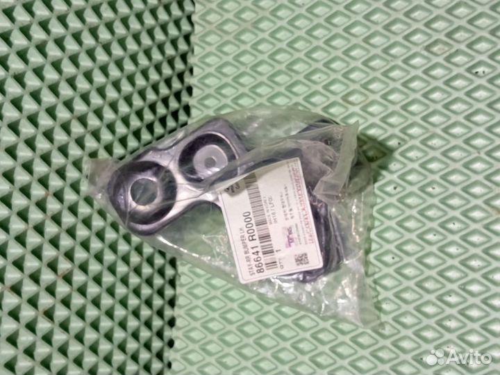 Кронштейн усилителя бампера Kia Carnival 4 2022 86