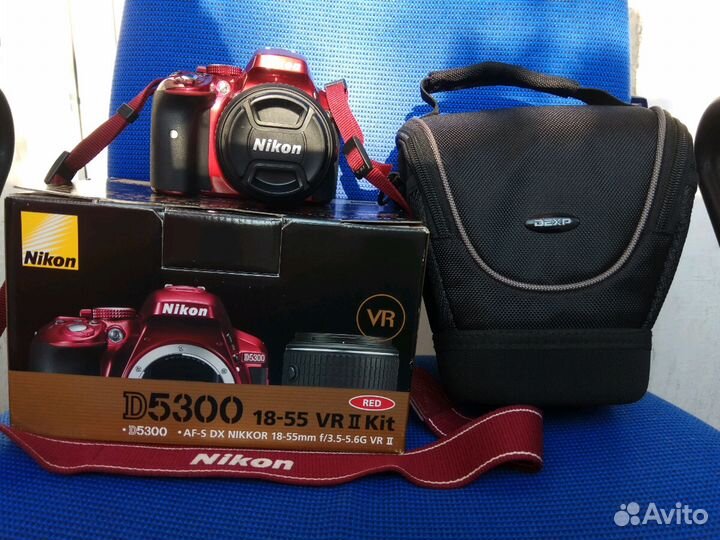 Зеркальная камера Nikon D5300 Kit 18-55mm