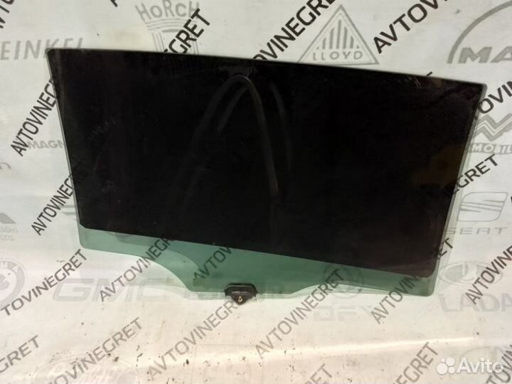 Стекло двери заднее левое Kia Sportage 3 SL