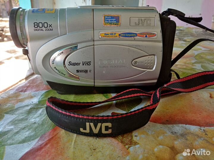 Видеокамера jvc