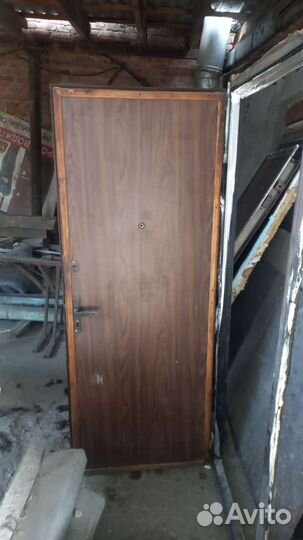 Входная металическая двери