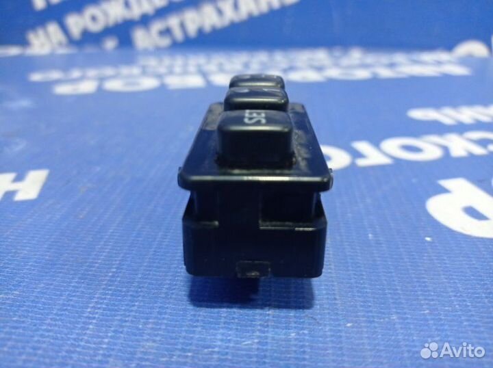 Кнопка памяти сидений Nissan Murano Z50 кроссовер