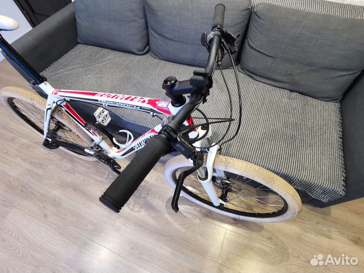 Велосипед Specialized Hardrock Sport Disc 26