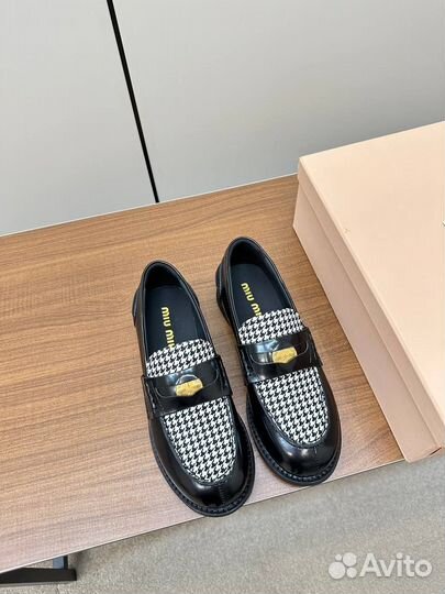Женские лоферы MIU MIU премиум