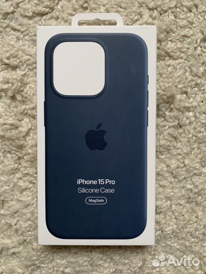 Чехол Apple Silicone Case для iPhone 15 Pro