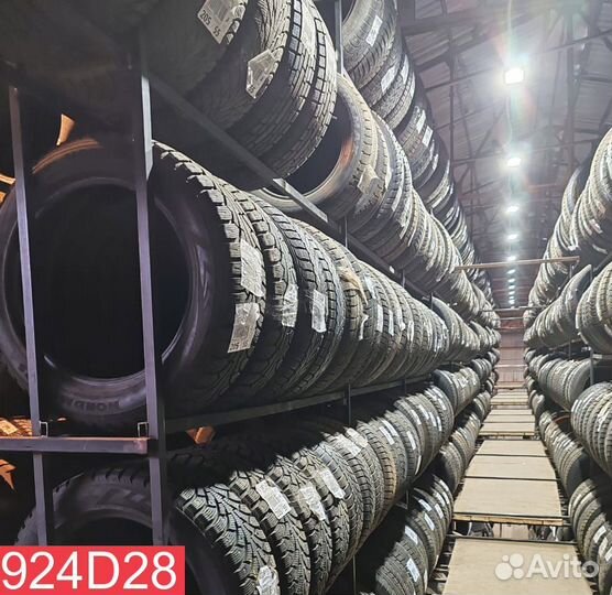 Kumho I'Zen KW31 235/55 R18 104S