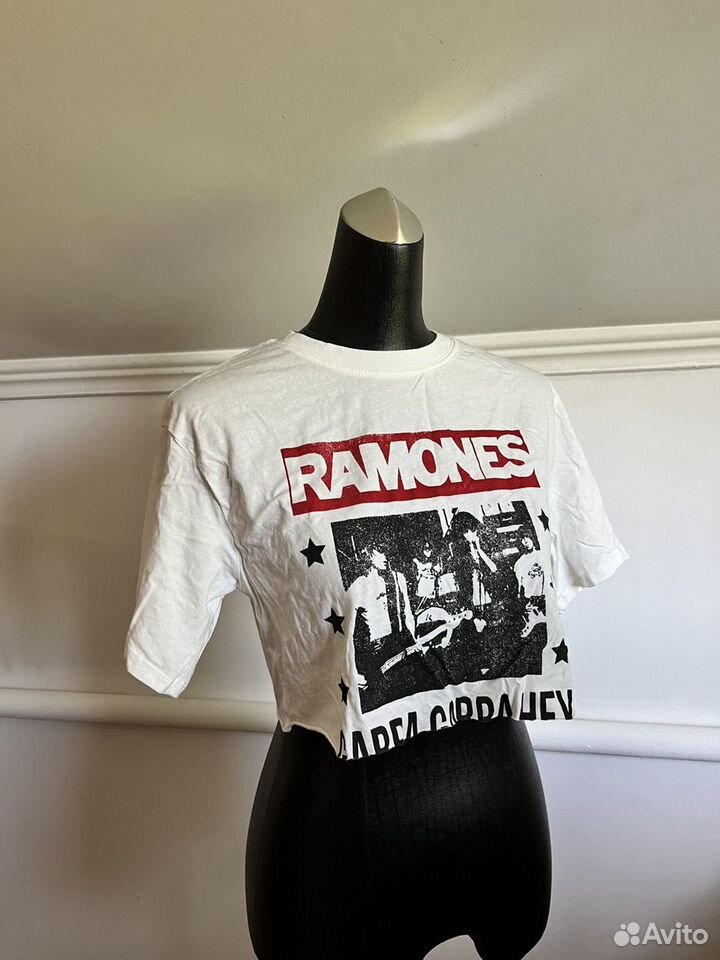 Ramones H M S