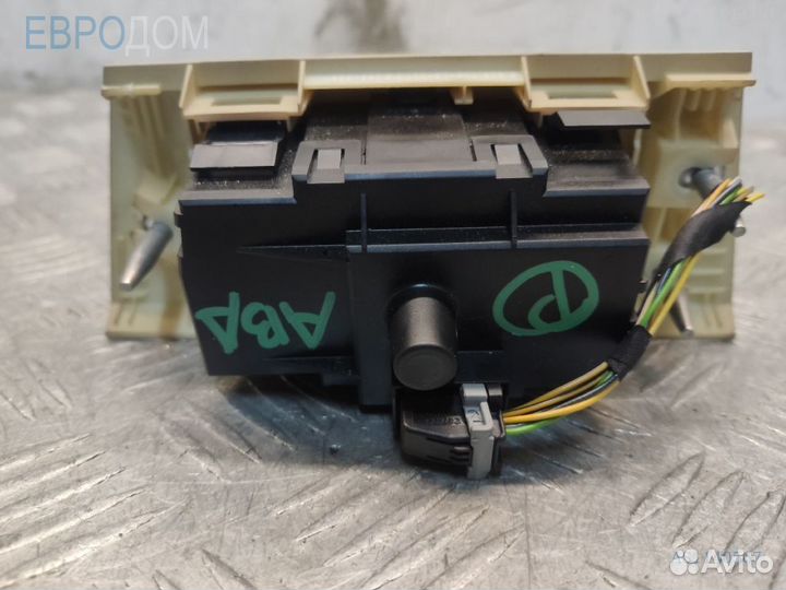 Переключатель управления светом на BMW E81 s114056