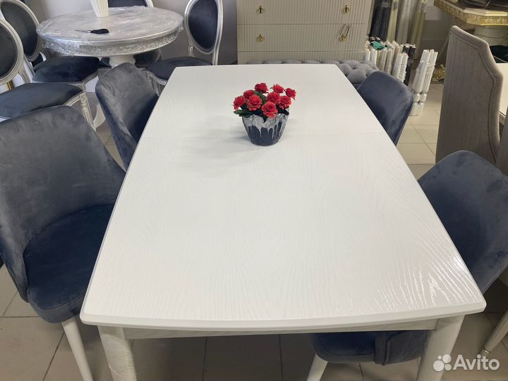 Стол белый прямоугольный. столы стулья