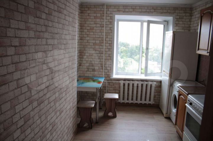 2-к. квартира, 51 м², 4/9 эт.