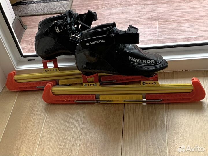 Конькобежные коньки