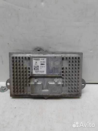 Блок управления фары правой Volvo XC90 2 LED ориги