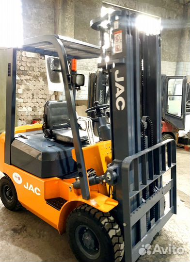 Вилочный погрузчик JAC CPCD15, 2023