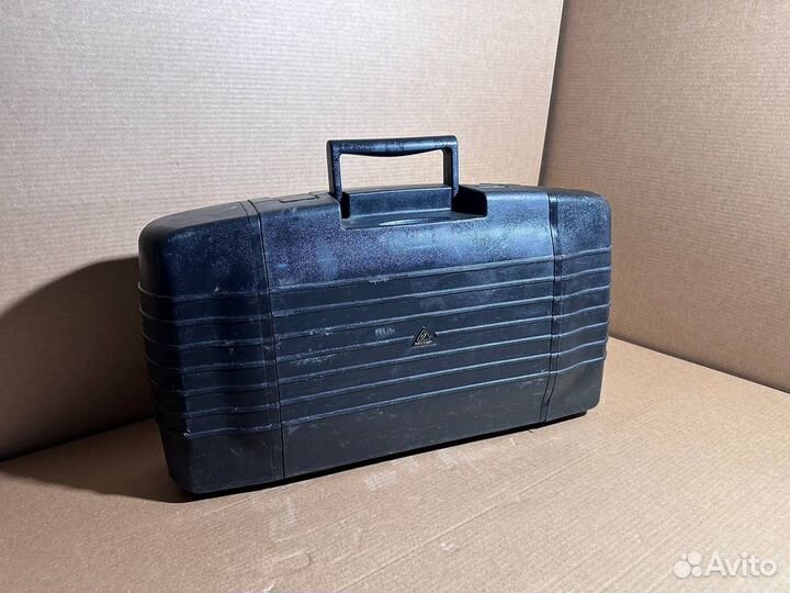 Портативная звуковая система Behringer PPA200