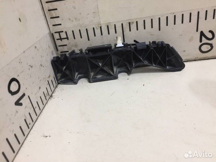 Кронштейн переднего бампера правый Hyundai Solaris