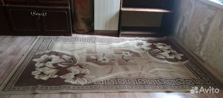 Ковер напольный