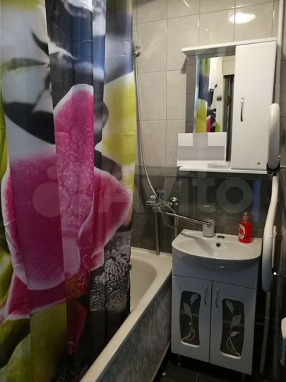 3-к. квартира, 60 м², 5/5 эт.