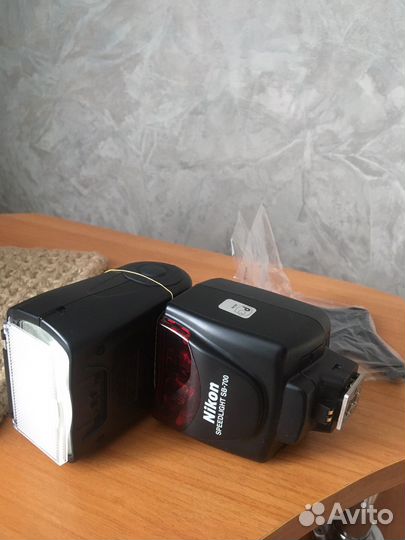 Фотовспышка Nikon Speedlight SB-700