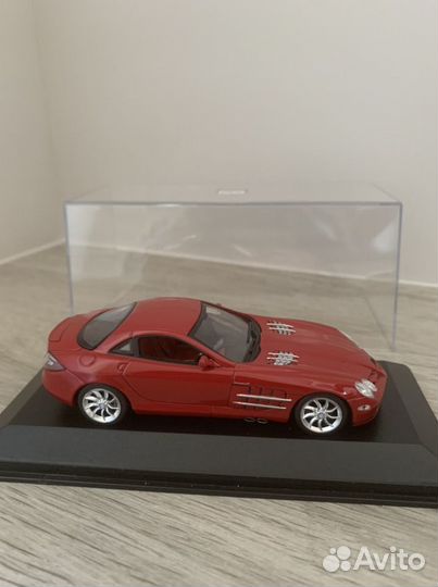 Mercedes-benz SLR McLaren 2003 (масштаб 1:43)
