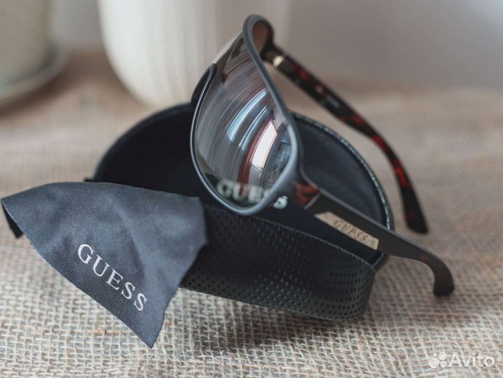 Очки guess оригинал
