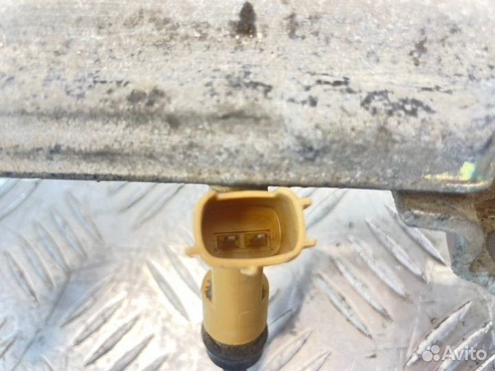 Топливная рейка с форсунками Toyota Corolla