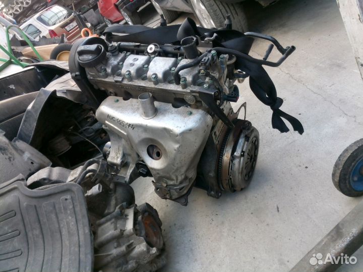 VG polo 1.0 2000года