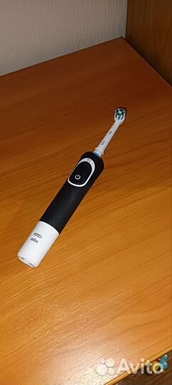 Зубная щетка Braun Oral-B Vitality D100