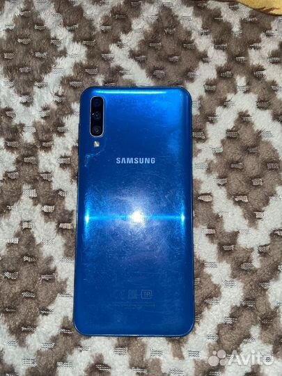 Samsung Galaxy A50, 4/64 ГБ