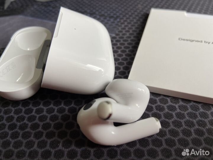 AirPods 3 (Бесплатная доставка + Чехол в подарок)