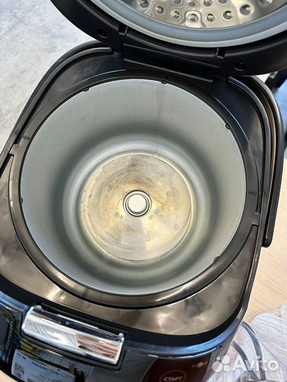 Мультиварка Redmond RMC-M800S