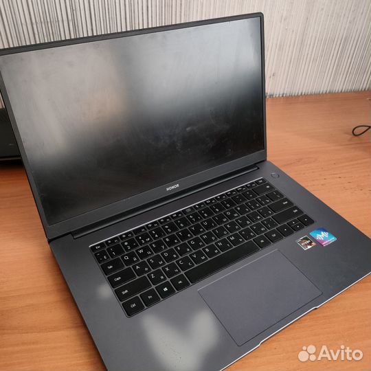 Honor magicbook 15 ryzen 5