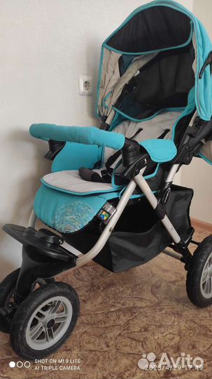 Прогулочная коляска