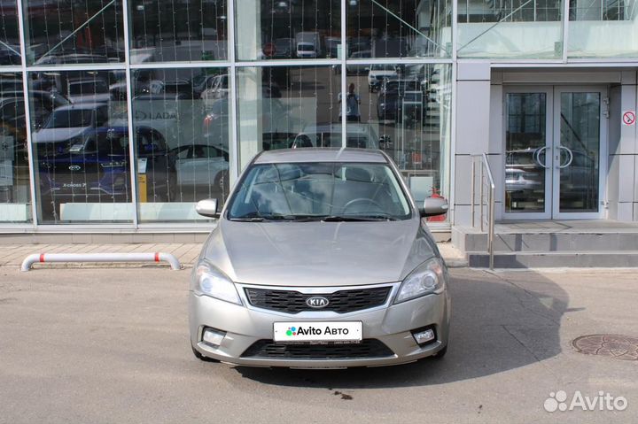 Kia Ceed 1.6 AT, 2010, 217 907 км