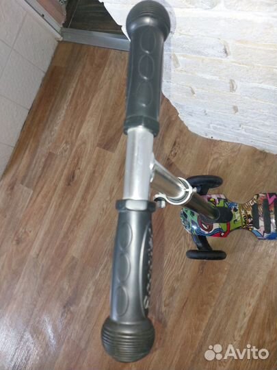 Самокат детский трехколесный