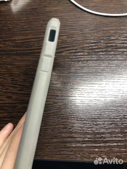 Чехол на iPhone 7