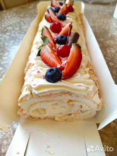 Меренговый рулет и кухня