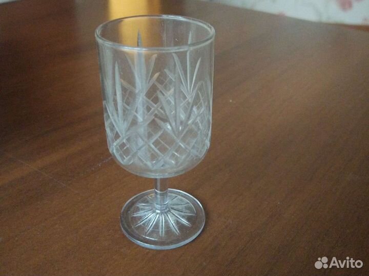 Хрустальные рюмки на ножке СССР