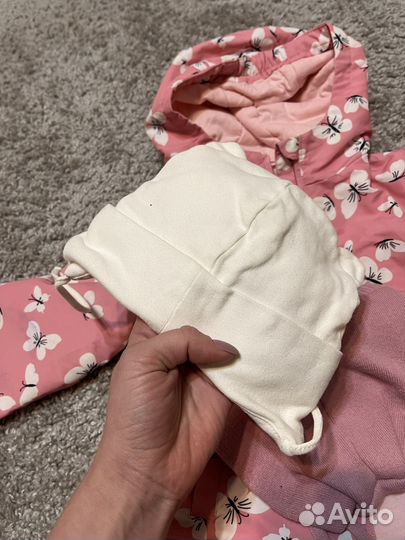 Демисезонная куртка для девочки 92,104 2 штуки