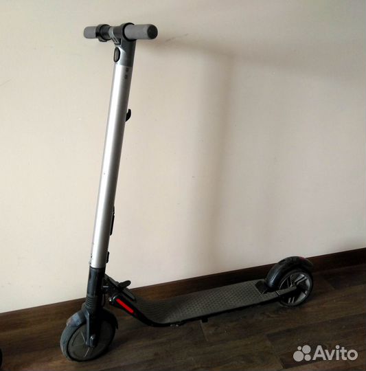 Электросамокат Ninebot KickScooter ES2