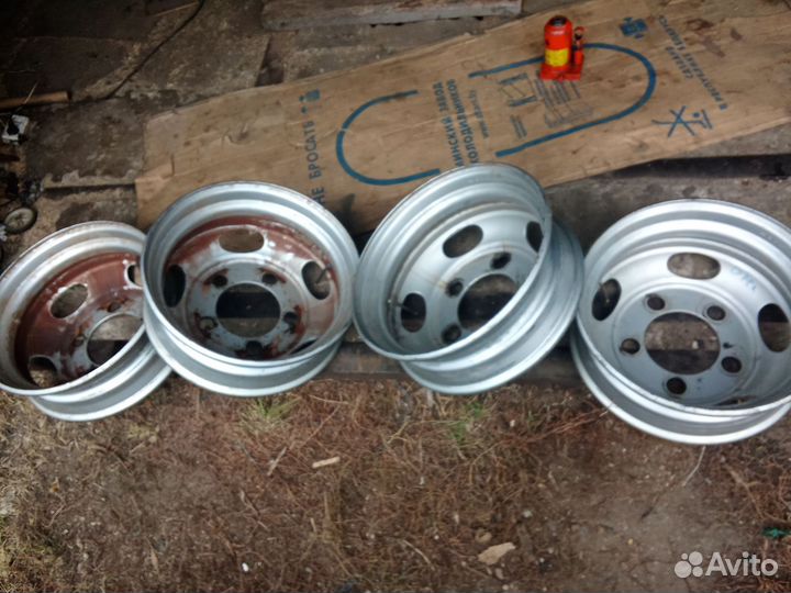 Диски r 17.5*5.25. 5 шпилек на японские грузовики