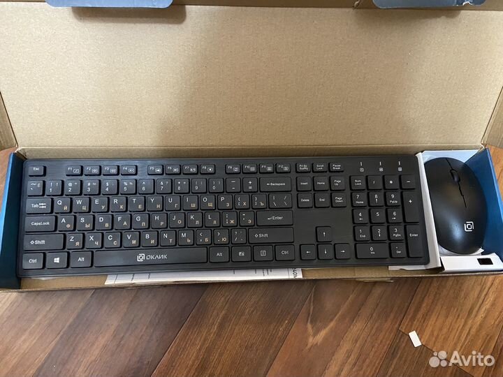 Беспроводная клавиатура и мышь