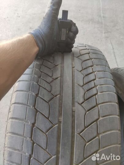 Achilles Desert Hawk UHP 275/40 R20 106V