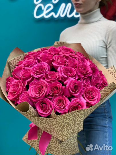 Букет из 35 роз Эквадор Пинк Флойд