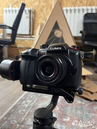 Panasonic lumix gh5 ii